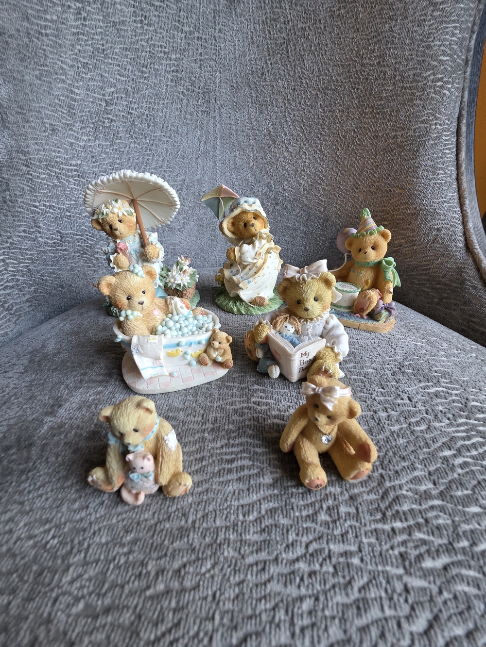 Lot Of 7 Vintage Cherished Teddies Birthday Bathtub Kite Book